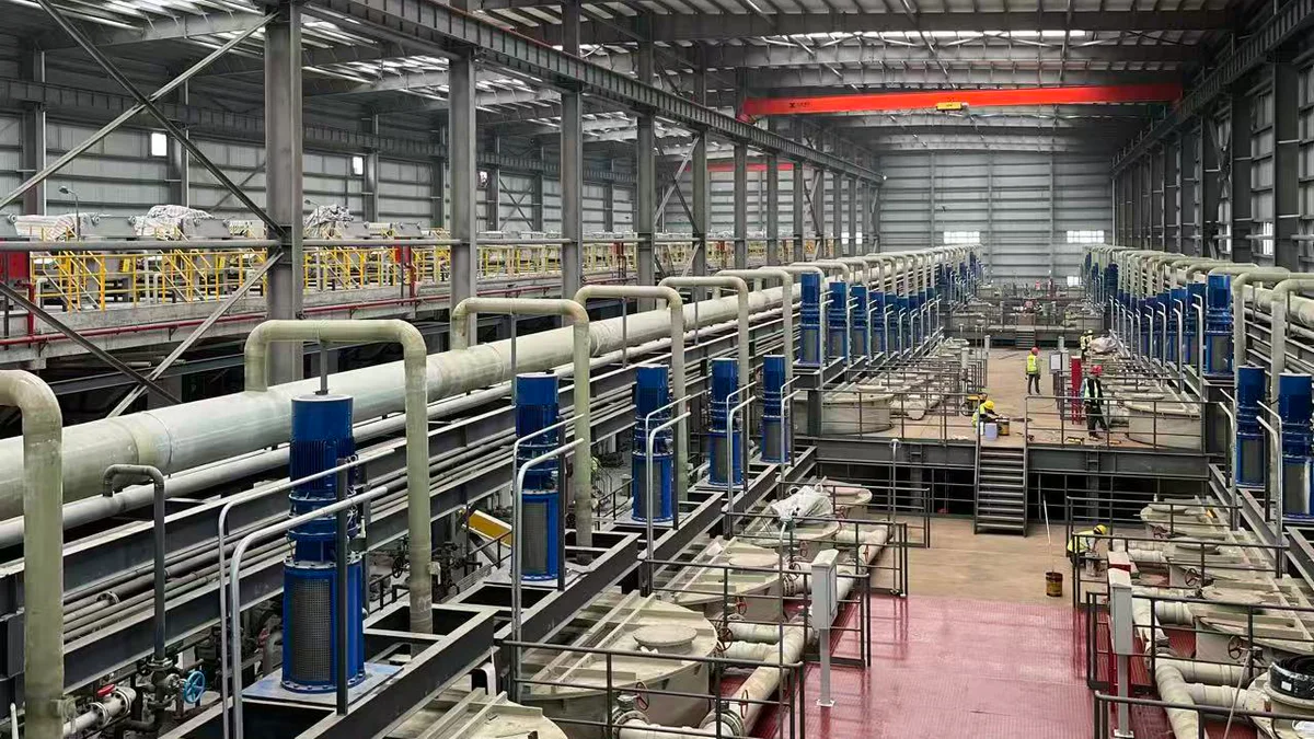 Hydrometallurgical production line with process tanks, piping and refining equipment